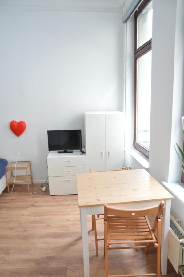 Apartmán Awesome Studio In Marolles Brusel Exteriér fotografie